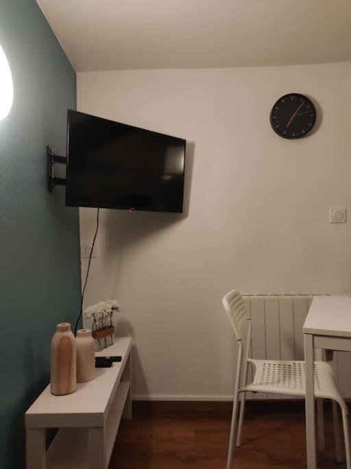 Studio Remois - Wifi/Netflix Reims Exteriör bild